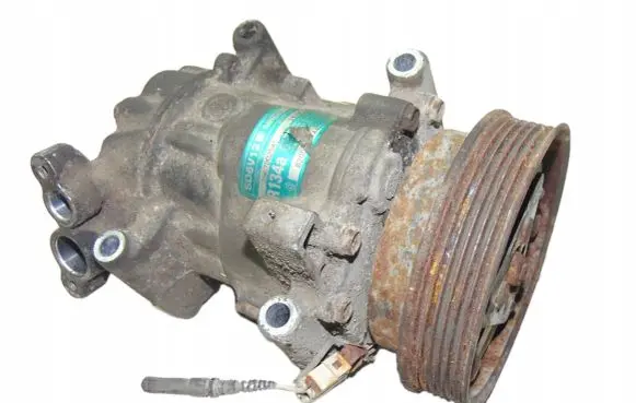 Renault Kangoo I Air conditioning (A/C) compressor (pump) SD6V12