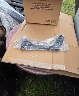 Ford Fiesta Rear bumper mounting bracket 1798171 C1BB17A882AA C1BB17A882AB