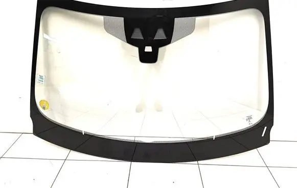 Jaguar XF X250 Front windscreen/windshield window