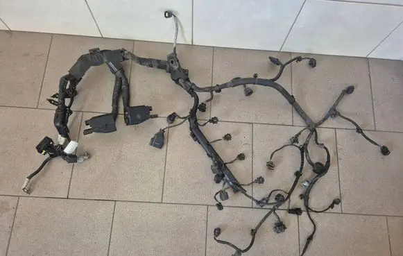 Hyundai i30 Engine installation wiring loom 