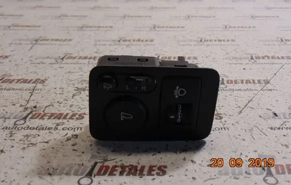 Honda CR-V Wing mirror switch