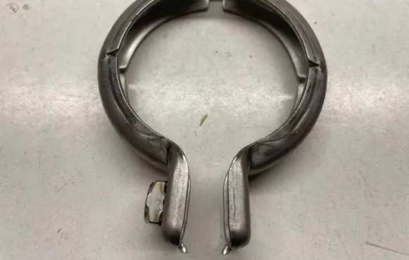 Mercedes-Benz SLK R170 Muffler pipe connector clamp A2034900641 2034900641