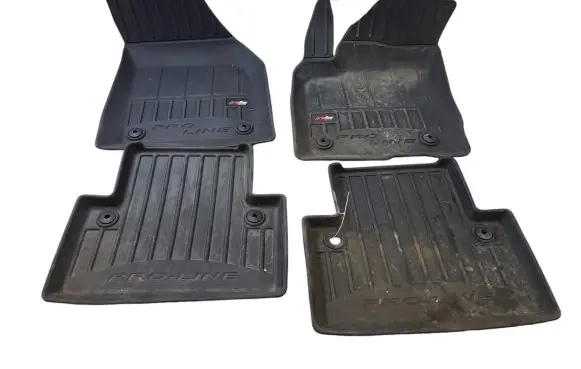 Volvo V50 Car floor mat set 