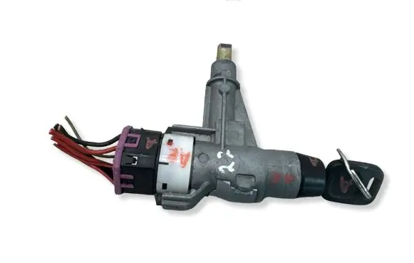Audi Coupe Ignition lock 893905851