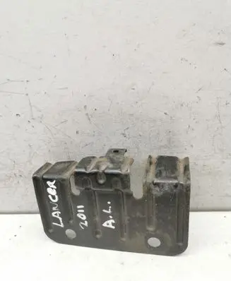 Mitsubishi Lancer X Rear bumper mounting bracket