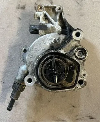 Vacuum pump