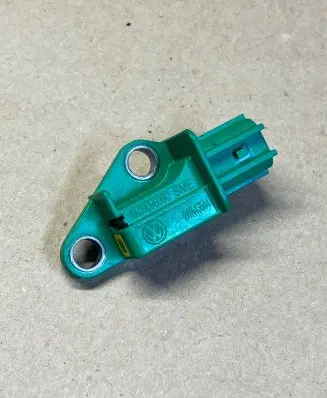 Audi Q7 4L Airbag deployment crash/impact sensor 1K0909606C 5WK43544