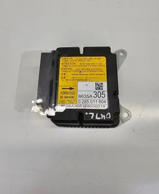 Mitsubishi Outlander Airbag control unit/module 8635A305 0285011604