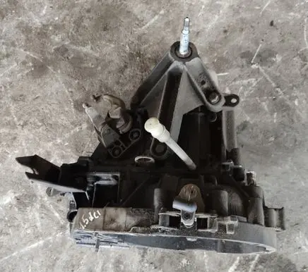 Renault Megane II Manual 5 speed gearbox JRQ JRQK9K 820020039