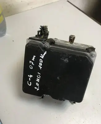 Citroen C4 I ABS control unit/module 9657352680