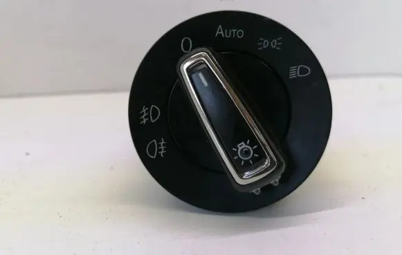 Volkswagen Polo Light switch