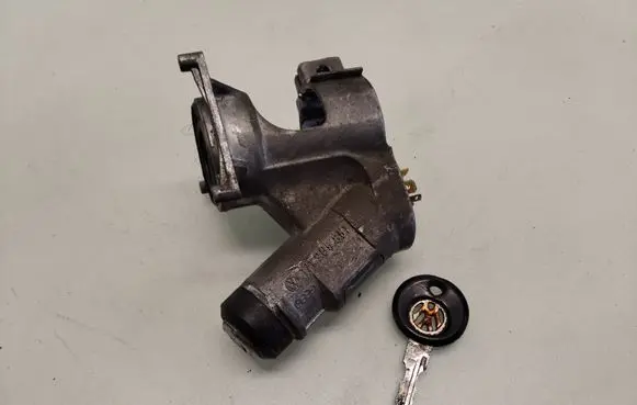 Volkswagen Golf II Ignition lock 171905851