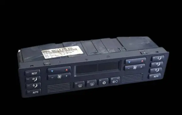 BMW 7 E38 Climate control unit 64118379115