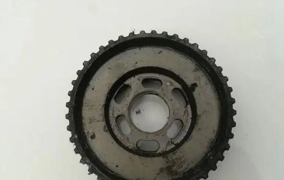 Volkswagen Golf IV Fuel pump gear (pulley) 038130111a