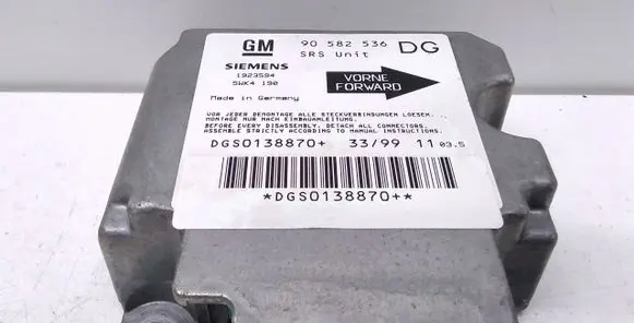 Opel Zafira A Airbag control unit/module 90582536 1923594