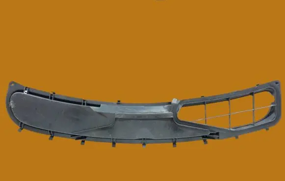 Mercedes-Benz S W220 Wiper trim 2208800105