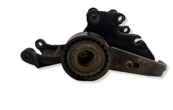 Citroen Berlingo Generator/alternator bracket 