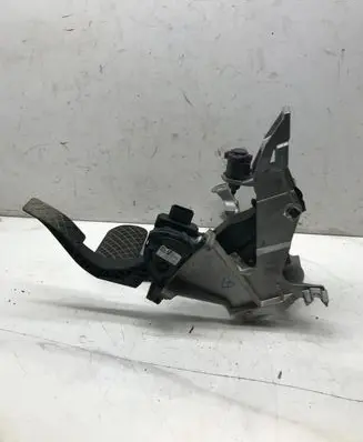 Audi A6 S6 C6 4F Pedal assembly 4F1723117F