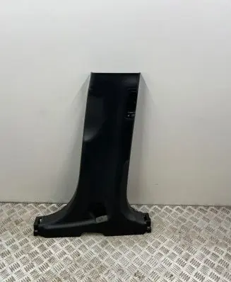 Hyundai Santa Fe (B) pillar trim (bottom) 858462W100
