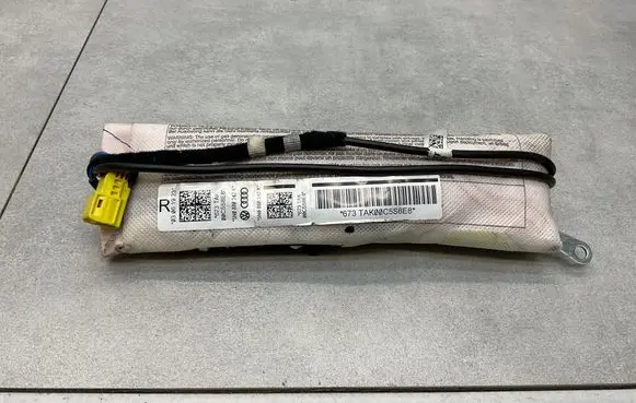 Volkswagen Tiguan Seat airbag 5N0880242K