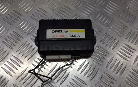Opel Vectra C Alarm control unit/module QX002