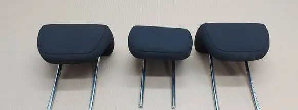 Ford Focus Rear seat headrest 