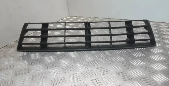 Audi A6 S6 C5 4B Front bumper lower grill 4B0807683F