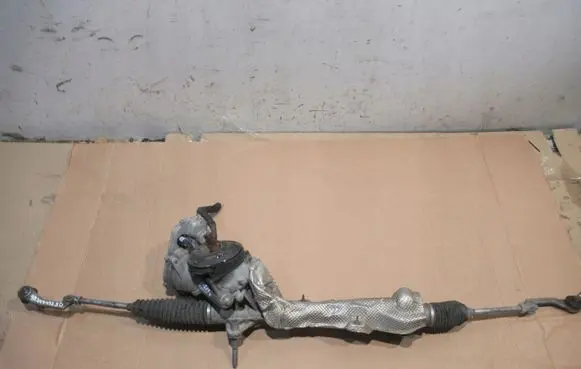Peugeot 208 Steering rack 9834749280