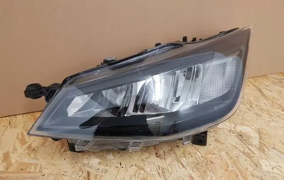 Seat Ibiza V (KJ) Headlights/headlamps set 