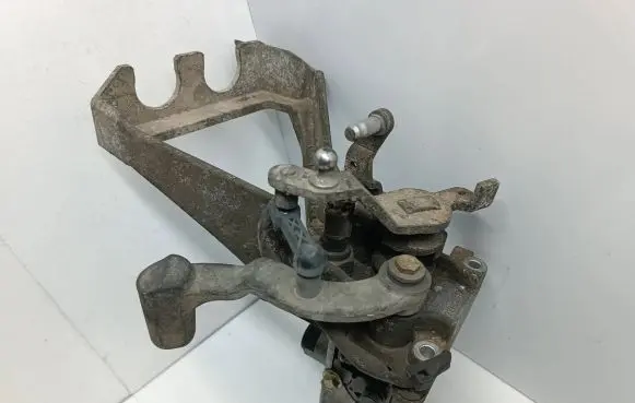 Mercedes-Benz A W168 Gear selector/shifter in gearbox A1683600538 1683600538