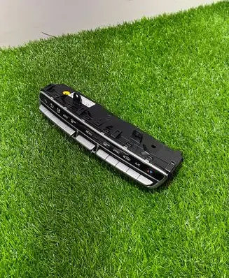 Mercedes-Benz AMG GT R190 C190 Climate control unit A2059054706