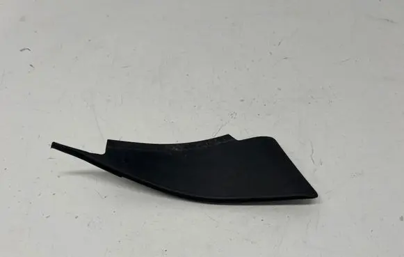 KIA Sorento IV Fender end trim 1CV