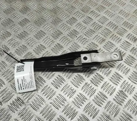 Audi Q3 F3 Engine mount bracket 5Q0199855AG