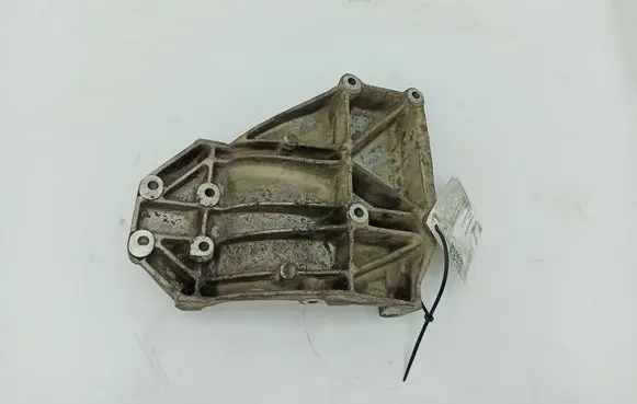 Jaguar XJ X300 A/C compressor mount bracket NBC5000AA