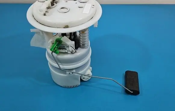 Citroen C4 I In-tank fuel pump IMPRK1561158