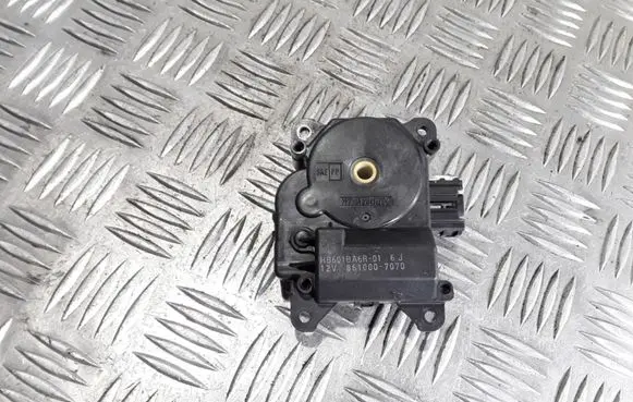 Mazda 5 Air flap motor/actuator 8610007070