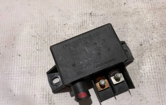 Mercedes-Benz E W211 Other relay a0025426419 0025426419