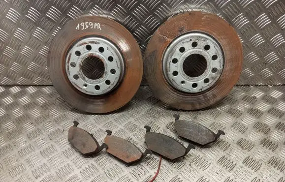 Volkswagen Jetta V Front brake disc