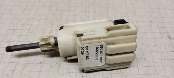 Volkswagen Transporter - Caravelle T5 Brake pedal sensor switch 8E0927189B 19322005