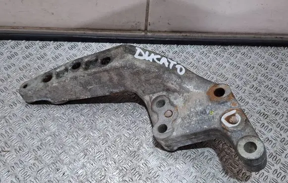 Peugeot Boxer Engine mount bracket 1394272080