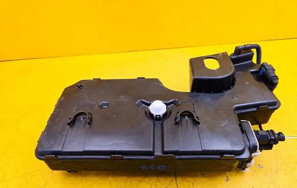 Citroen DS7 Crossback FAP fluid tank 9811823780