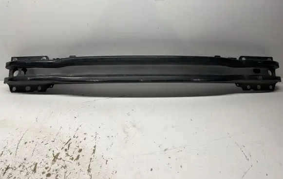 Volvo XC70 Front bumper cross member 30791152
