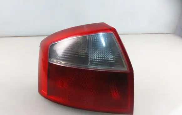 Audi A4 S4 B6 8E 8H Rear/tail lights 8E0945095