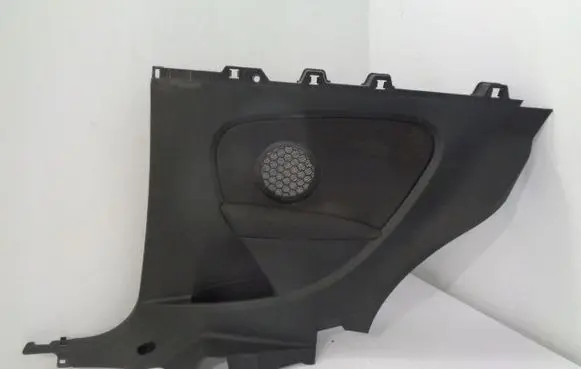 Renault Megane III Coupe rear side trim panel 769000018R