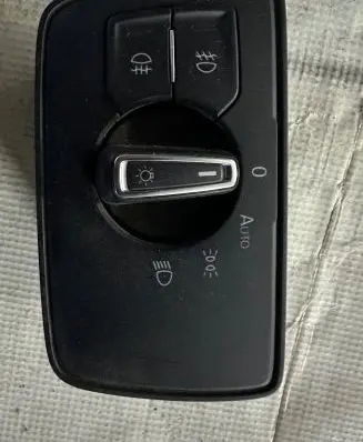 Volkswagen PASSAT B8 Light switch 3G0941633H 0410160391
