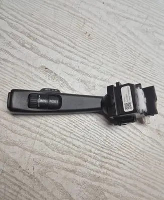 Volvo V70 Wiper control stalk 170284BACA 31234647
