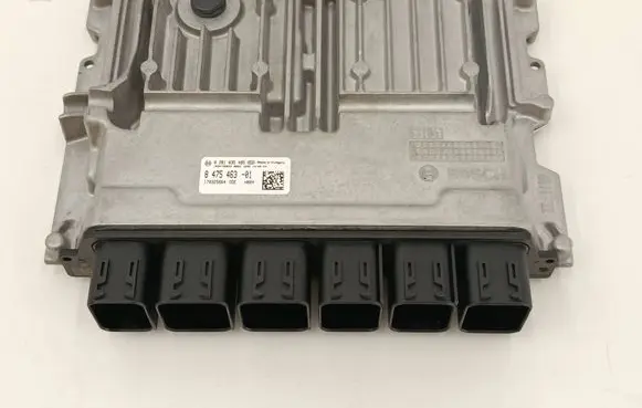 BMW 2 F46 Engine control unit/module 8475463 0281035485 170325664