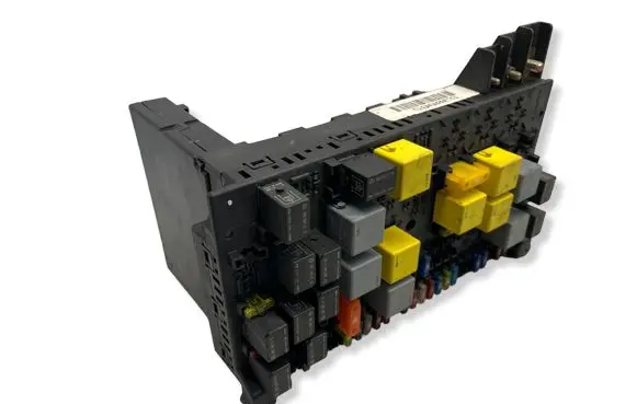 Mercedes-Benz ML W163 Fuse module 1635450016