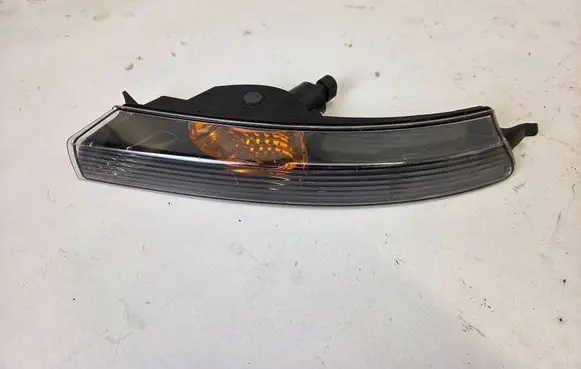 Saab 9-5 Front bumper turn signal 12784001