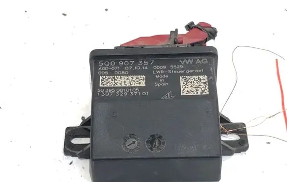 Volkswagen Golf VII Xenon control unit/module 5Q0937084AJ